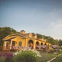 Paradise Hills Vineyard & Winery