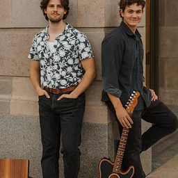 Live Music: Off-White