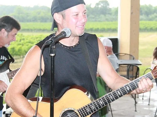 Saturday Live Music Series – Matt Noffsinger