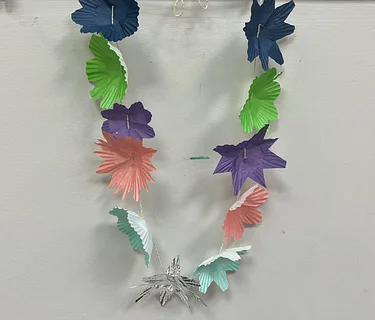 Drop-In Art Workshop (DRAW): Luau Necklaces