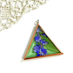 Pressed Flowers in Glass: Ornament or Suncatcher