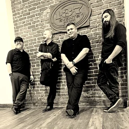Live Music: Gen FM