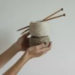 Learn to Knit with Louise