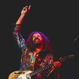 Tab Benoit