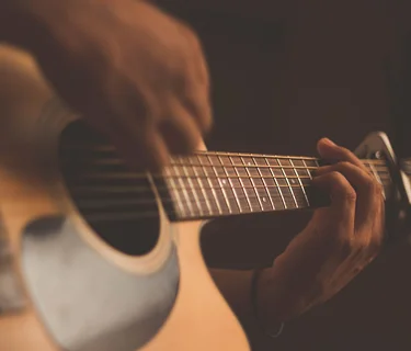 Live Music with Bruce MacDonald