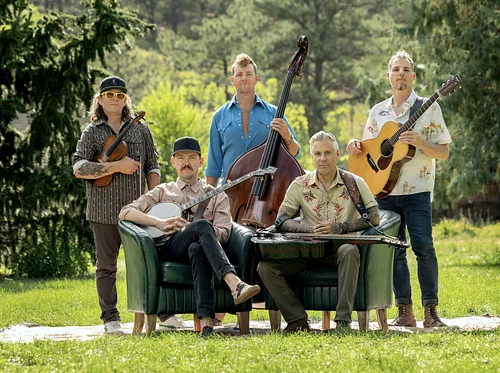 The Infamous Stringdusters