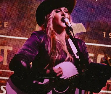 Groove & Grub: Kendi Jean and Conchitas Food Truck